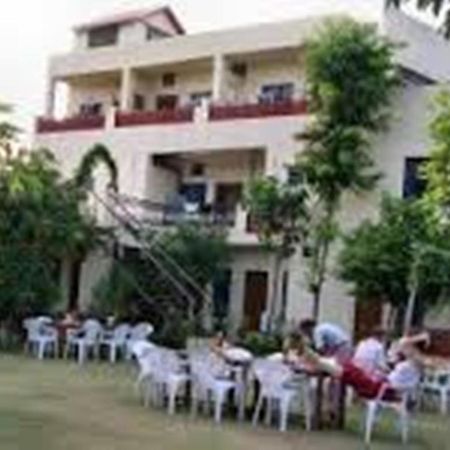 Hotel Om Pushkar Esterno foto